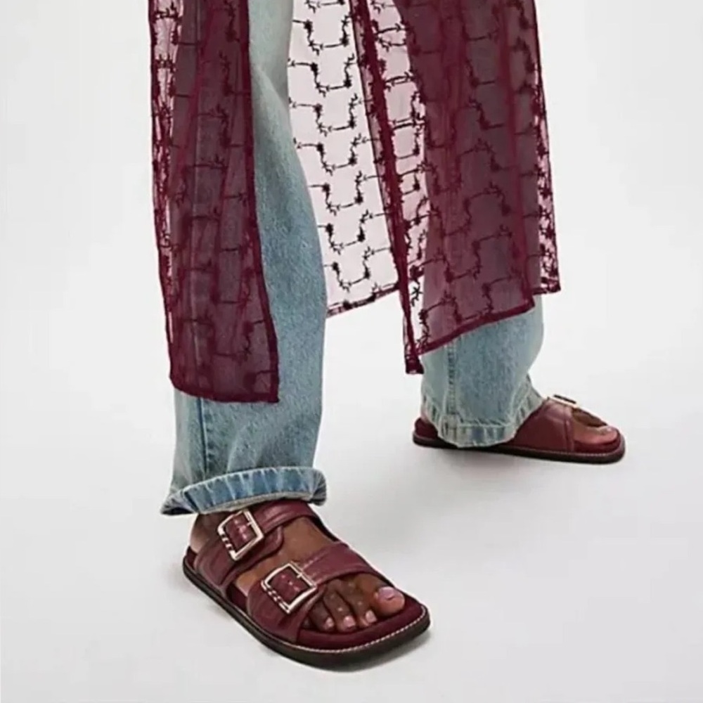 Free People Sage Square Toe Footbed Cabernet Leather Size 7 NWOT